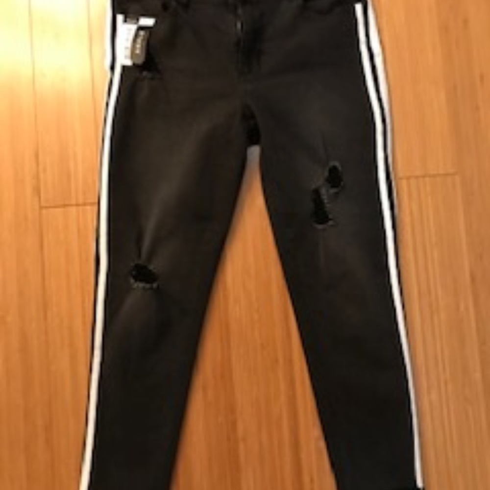 NEW! BoomBoom Jeans